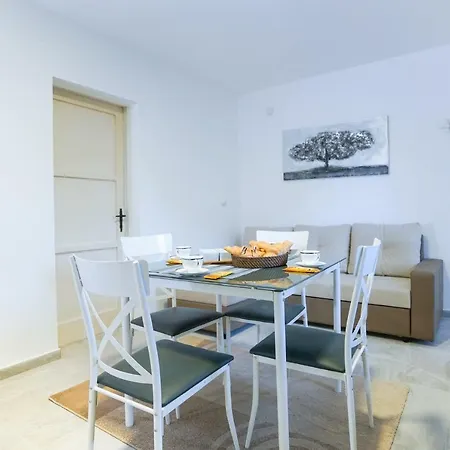 Apartment Roko